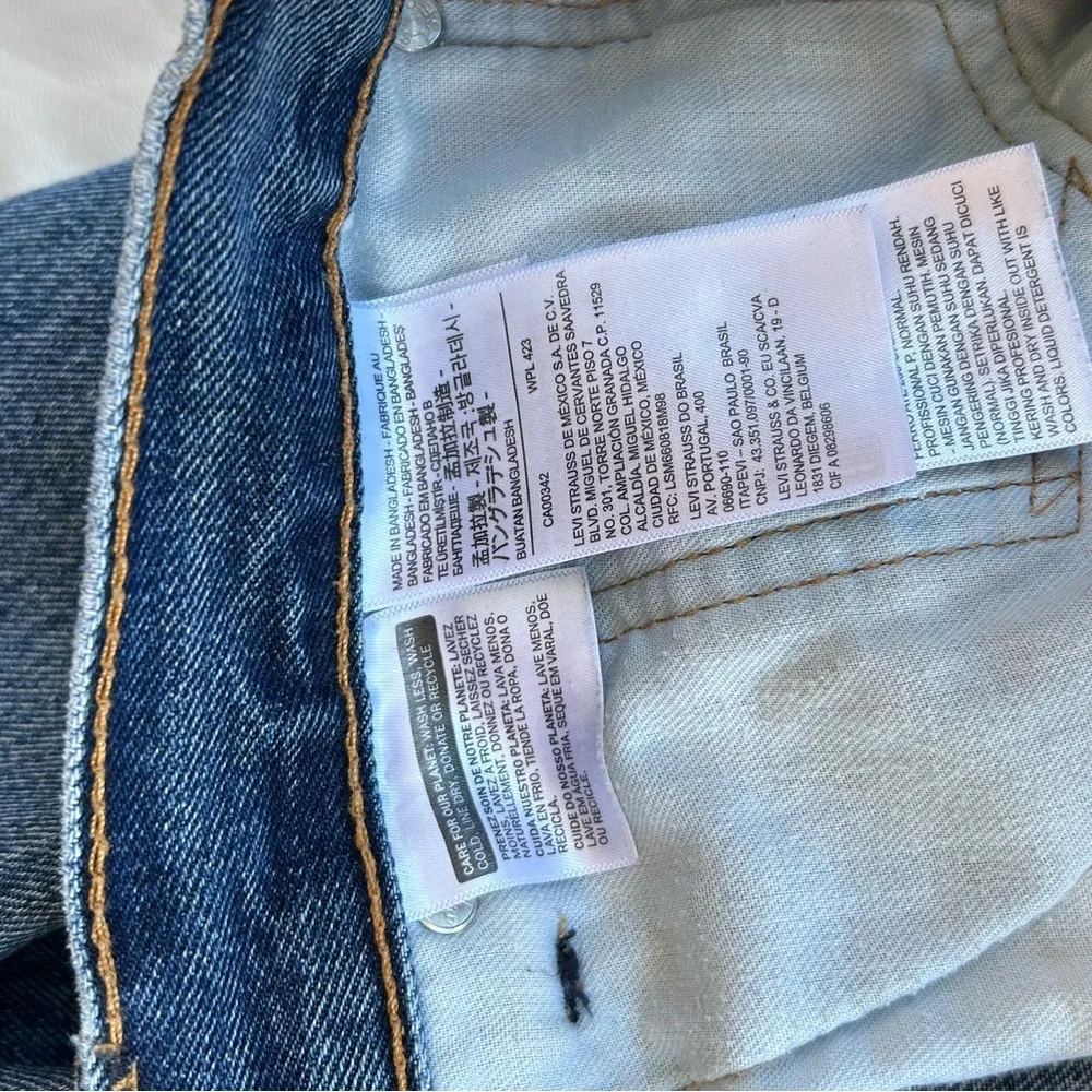 Levi's Classic Medium Blue Straight-Leg Jeans